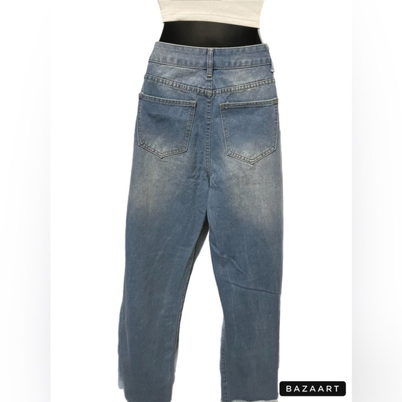 Middle Waist Denim Washed Pocket Jeans - Picture 7 of 10